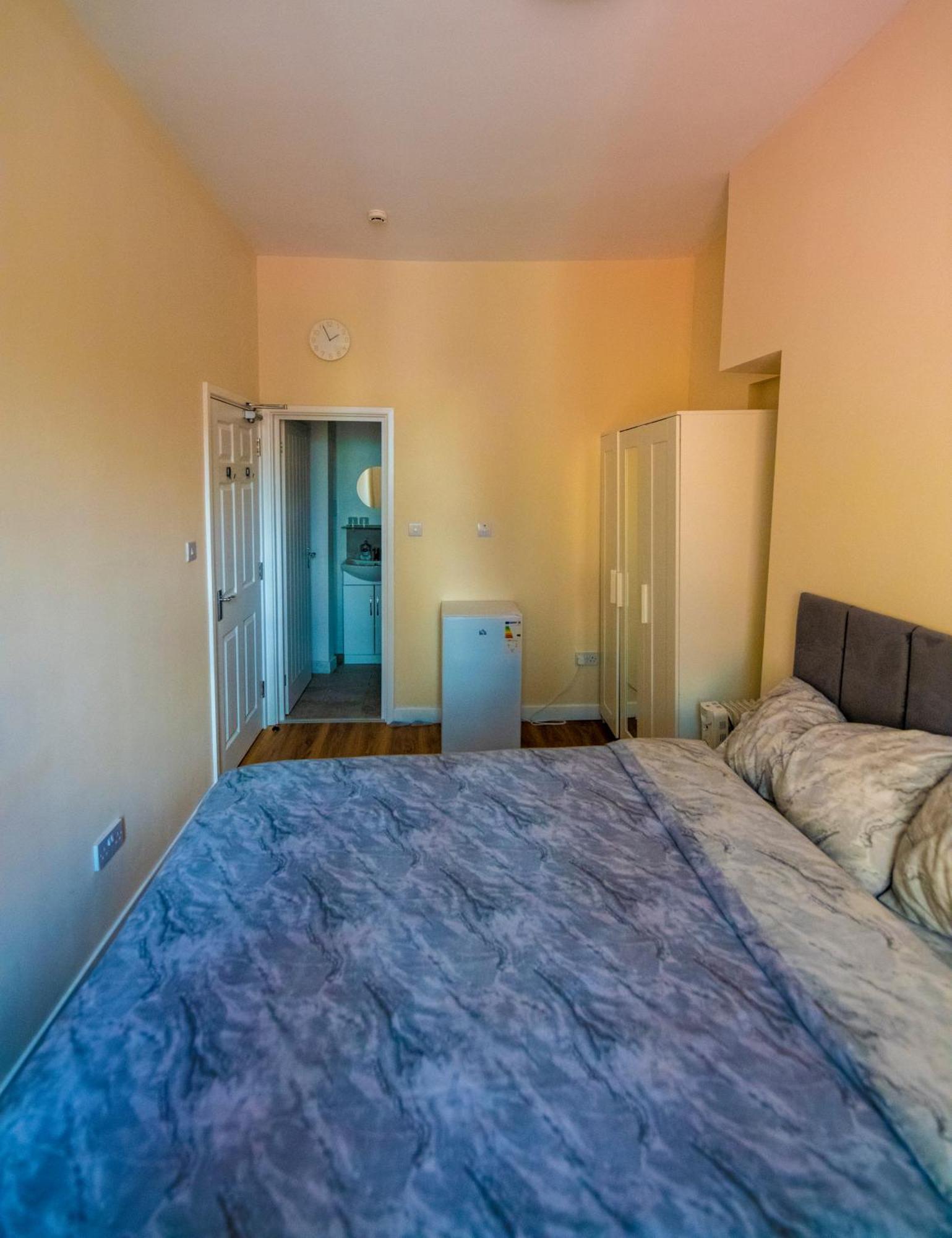 Central Quality Point Piccadilly London Bagian luar foto